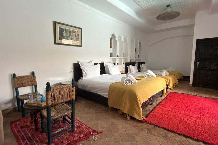 Room 47 of 204