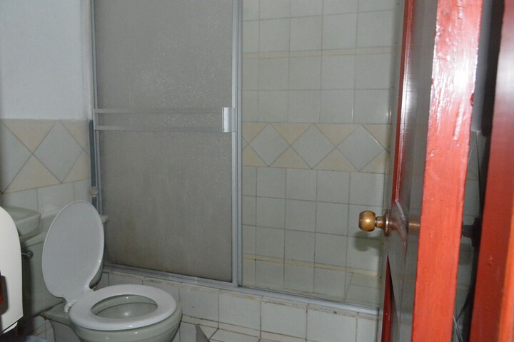 Room 22 of 32