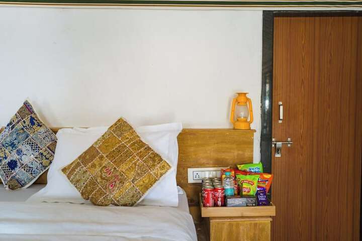 Room 21 of 104