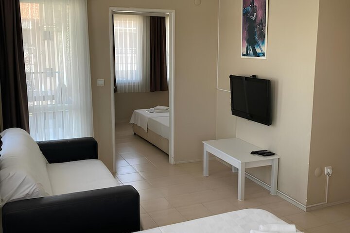 Room 11 of 139