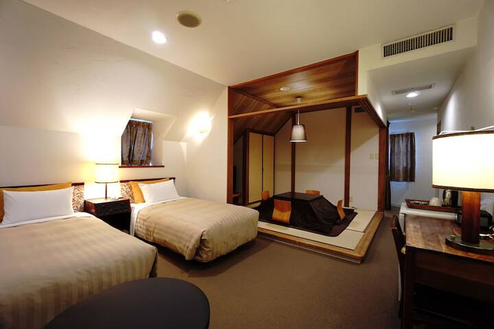Room 7 of 31