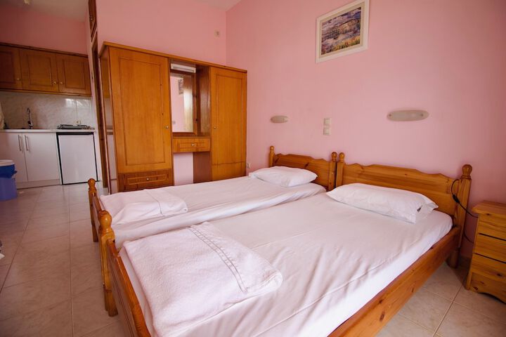 Room 21 of 59