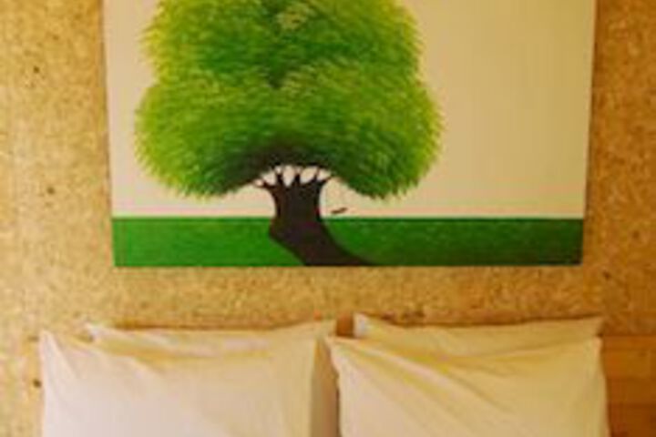 Room 7 of 23