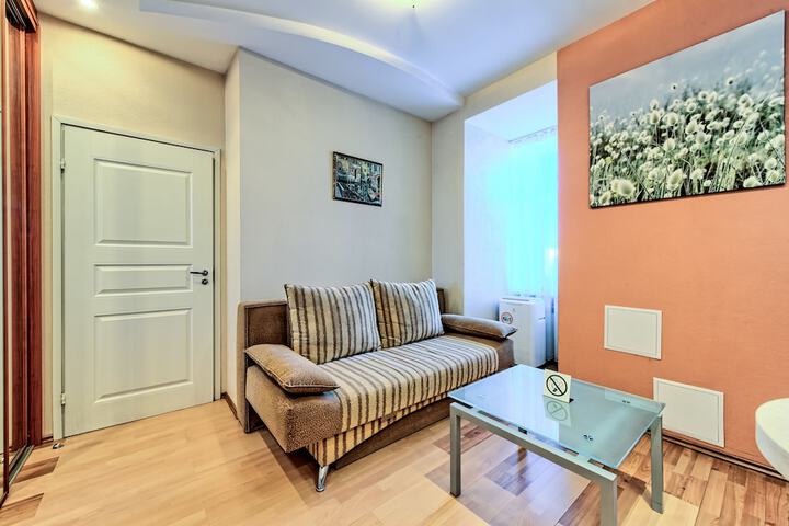 Room 12 of 40