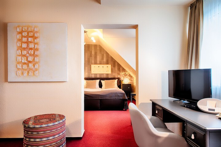 Room 30 of 54
