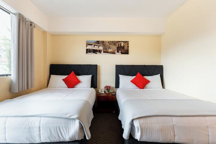Room 13 of 25