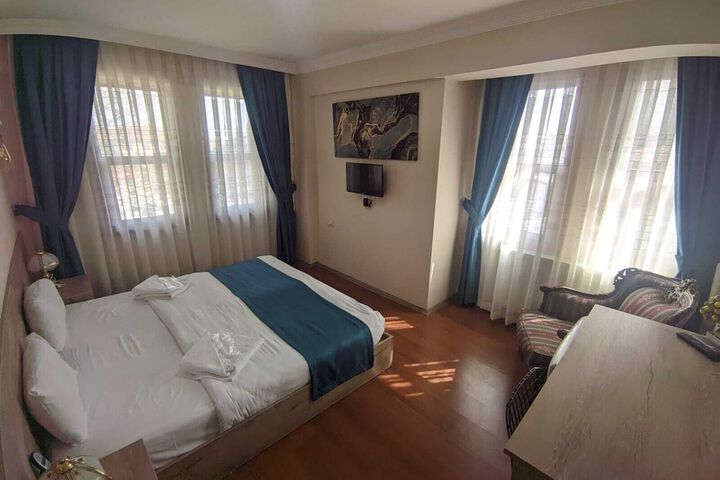 Room 31 of 48