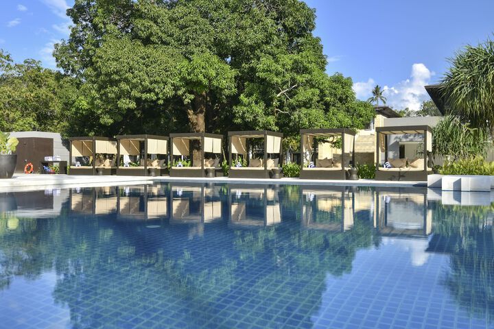 Pool 13 of 37