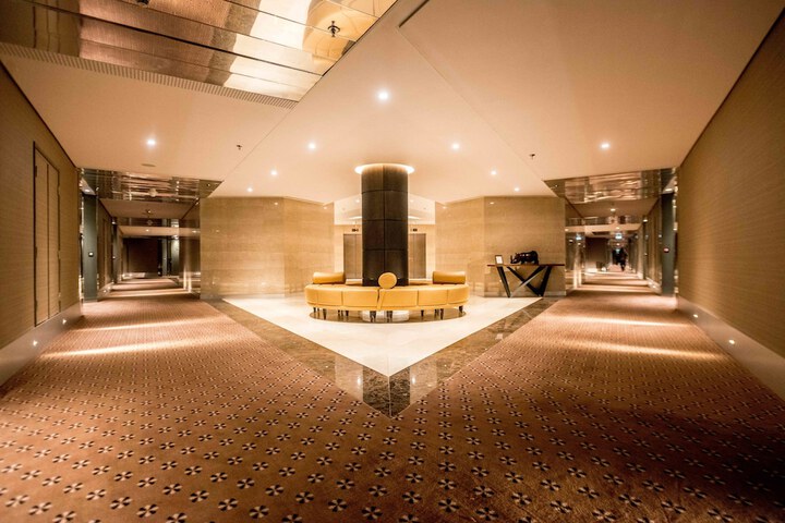 Hotel Interior 8 of 129