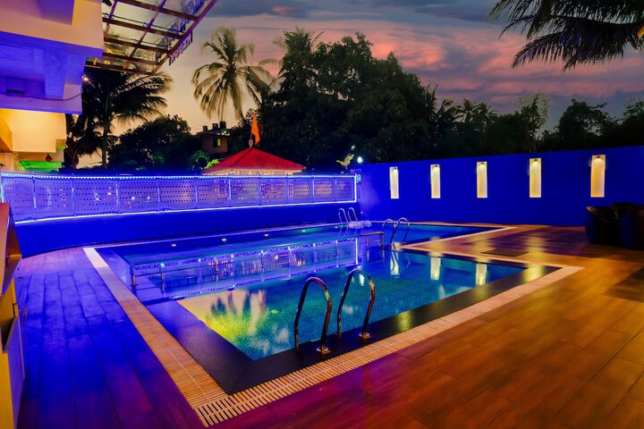 Pool 15 of 29