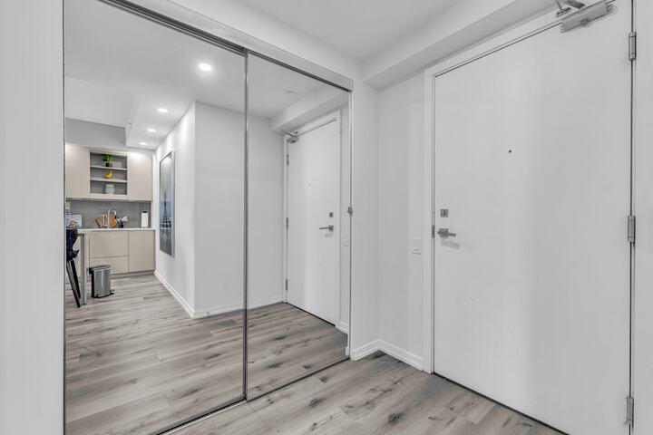 Room 30 of 52
