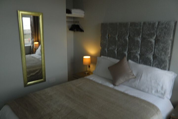 Room 17 of 81