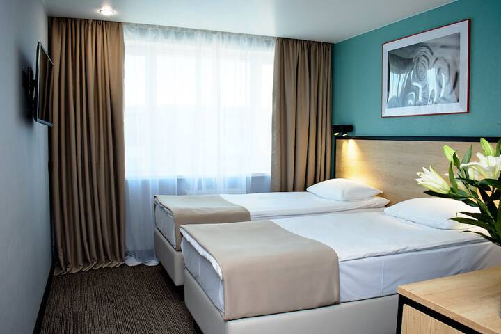 Room 5 of 35