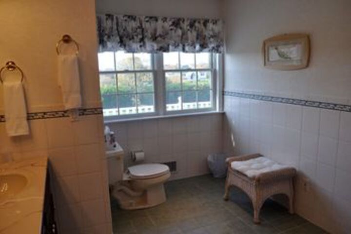 Room 12 of 44