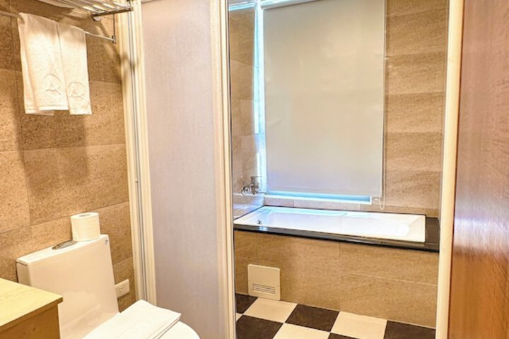Room 45 of 67