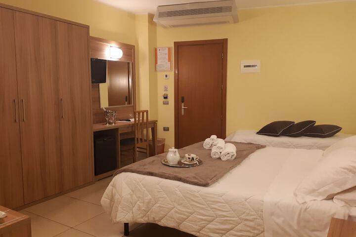 Room 12 of 45