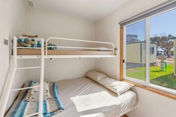 Room 18 of 113