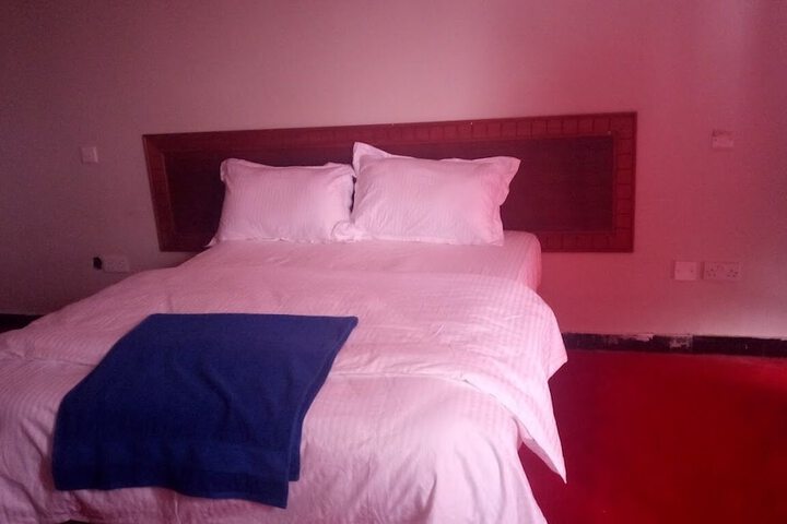 Room 4 of 57