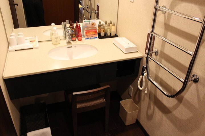 Room 12 of 31