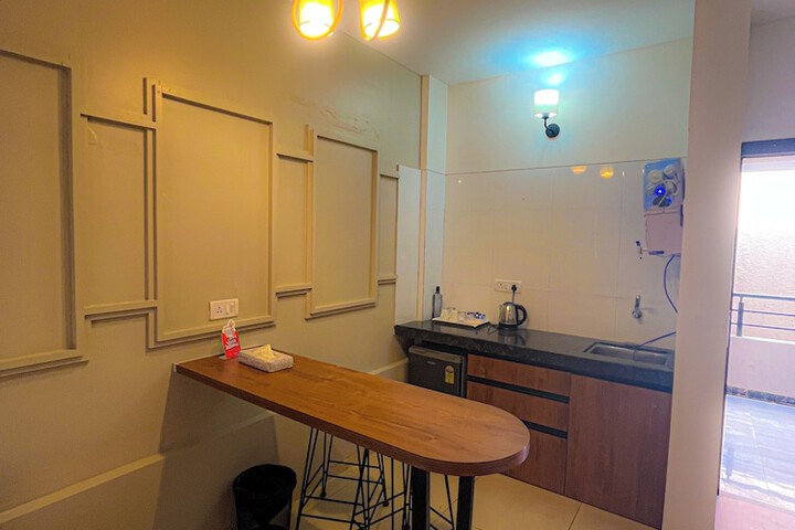Room 32 of 93