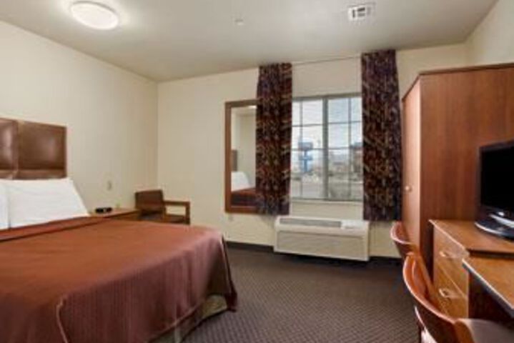 Room 4 of 20