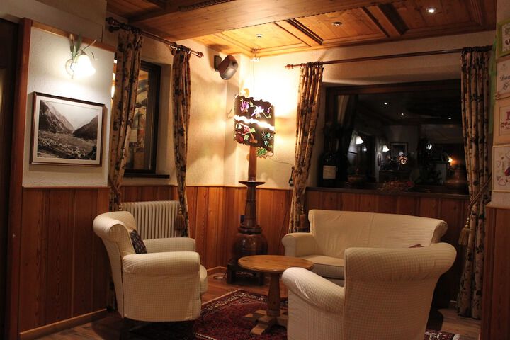 Hotel Interior 3 of 44