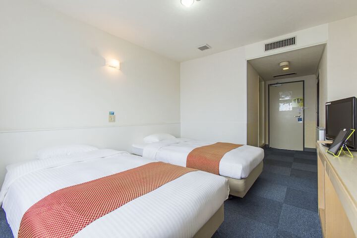 Room 6 of 91