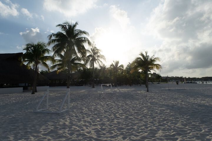 Beach 28 of 38