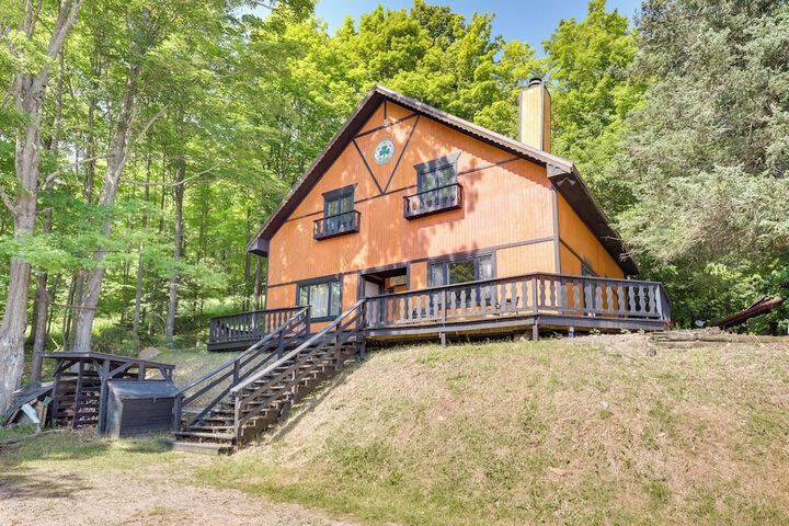 buckhorn - Slopeside Iron River Cabin w / Sauna
