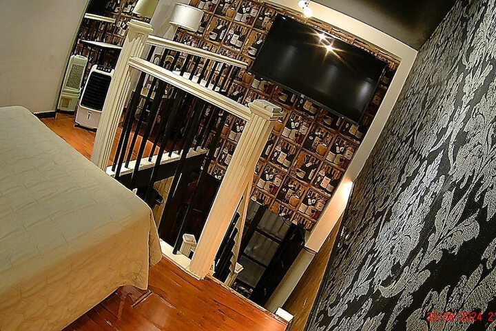 Room 20 of 152