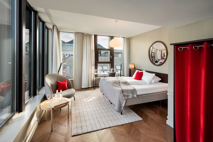 Room 21 of 82
