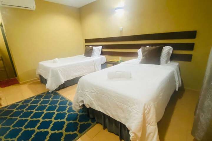 Room 7 of 22