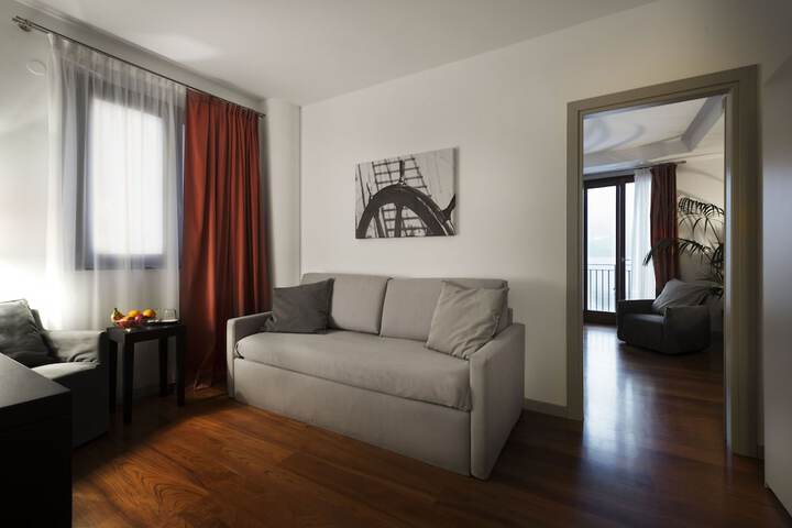 Room 22 of 42