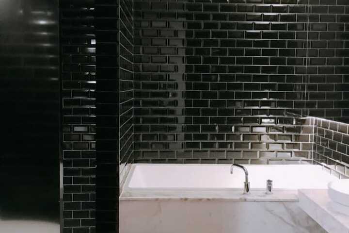 Room 8 of 47
