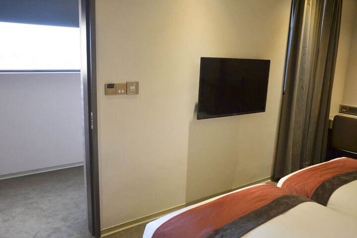 Room 62 of 105