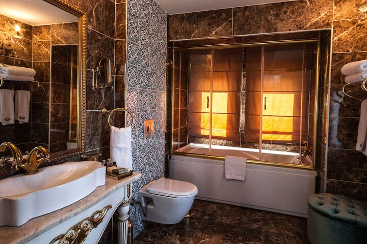 Jetted tub