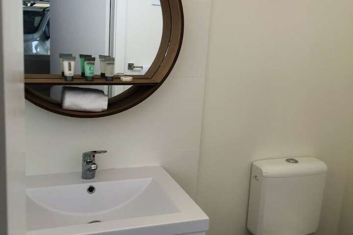 Room 20 of 29