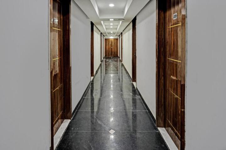 Collection O Grand King Hotel