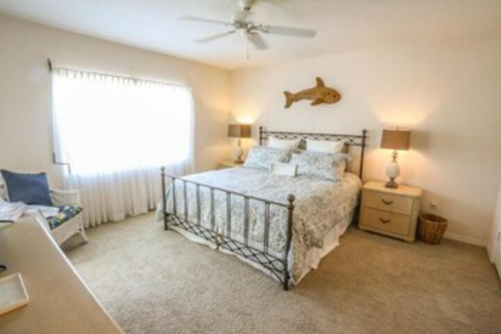 Room 18 of 24