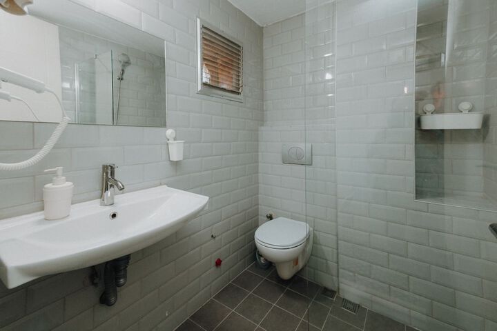 Clean Restrooms