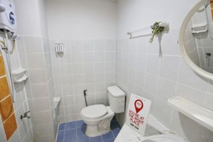 Room 2 of 20
