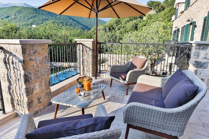 Terrace/Patio 46 of 75