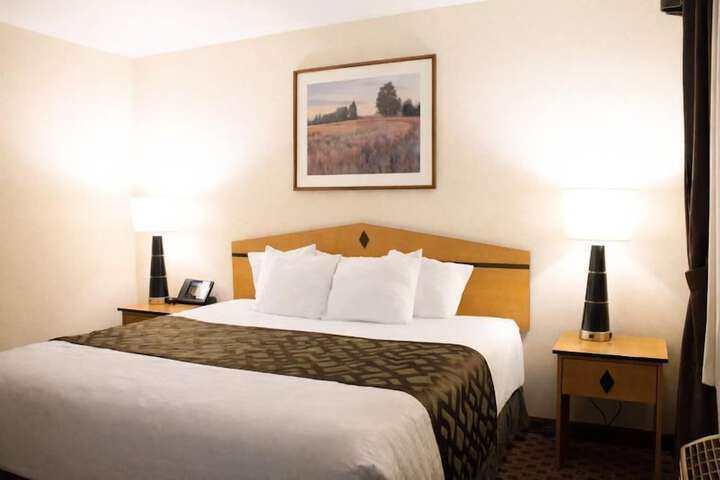 Room 7 of 23