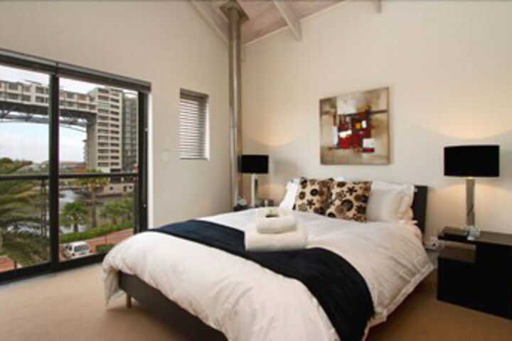 Room 11 of 21