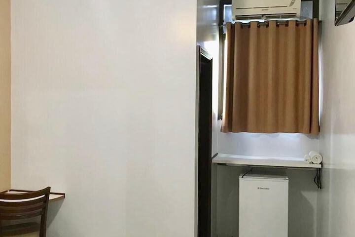 Room 32 of 52