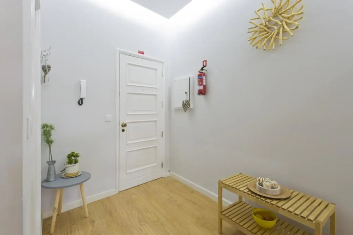 Room 12 of 21