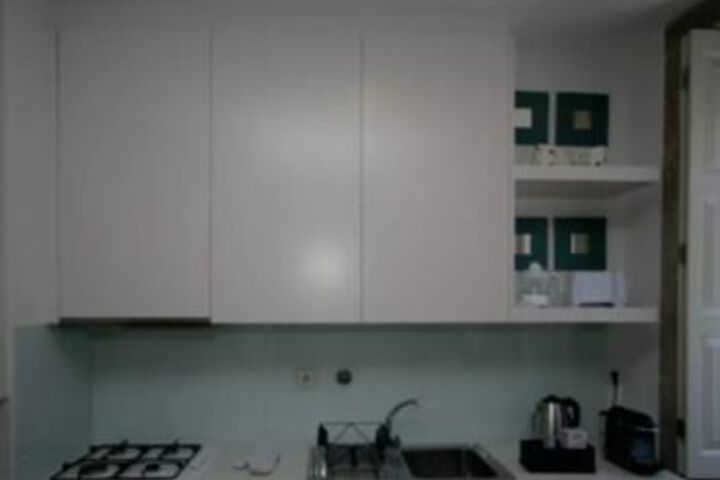 Room 9 of 13