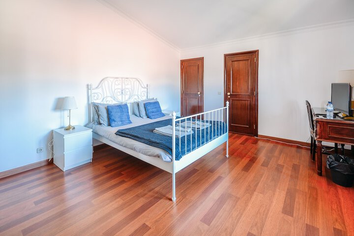 Room 25 of 57
