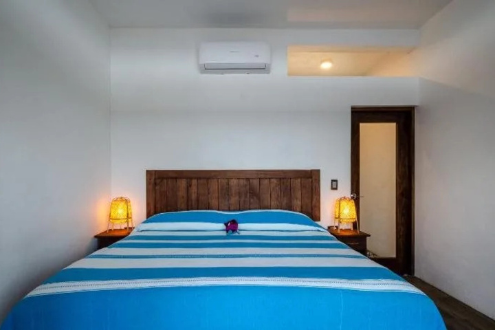 Room 2 of 23