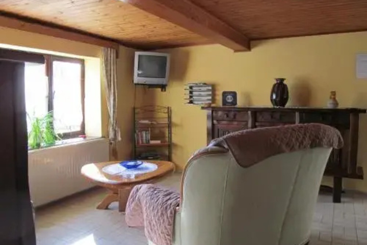 Room 3 of 11